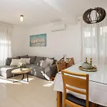 Appartement Olea Podstrana