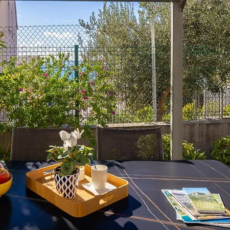 Olea Apartment Podstrana
