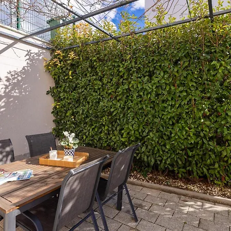 Olea Apartment