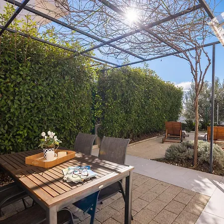 Apartment Olea Podstrana